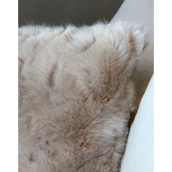 Chic Antique Kuscheliges Kissen aus Pelzimitat