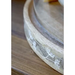 Chic Antique Tours Glasglocke mit Schnitzereien