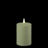 Deluxe Homeart LED Real Flame Outdoor Stumpenkerze staubig grün