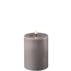 Deluxe Homeart LED Stumpenkerze Real Flame grau